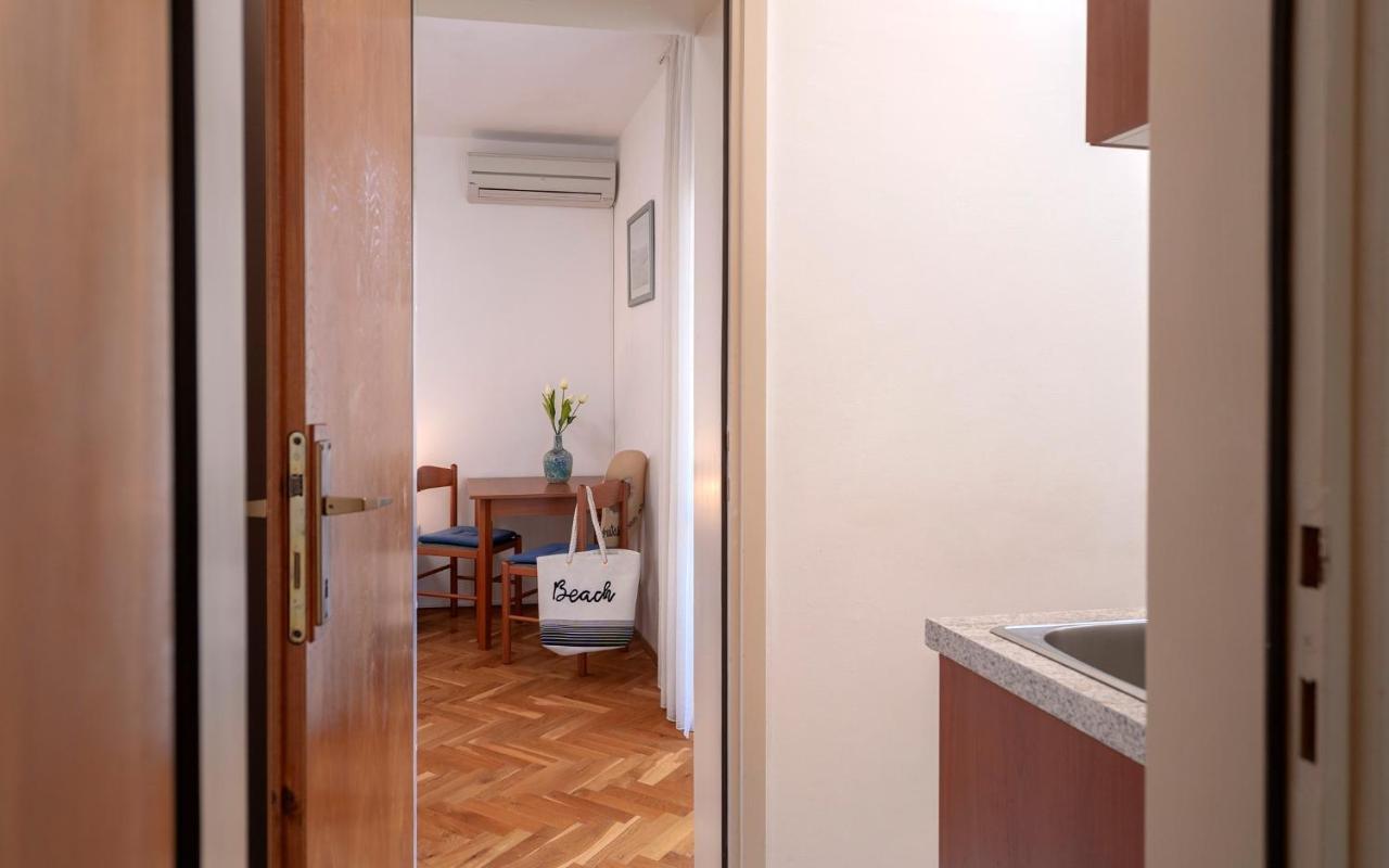 Novak Guesthouse - Zf Hvar Đảo Hvar Ngoại thất bức ảnh