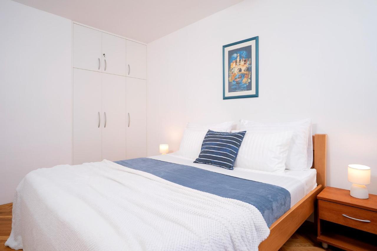 Novak Guesthouse - Zf Hvar Đảo Hvar Ngoại thất bức ảnh