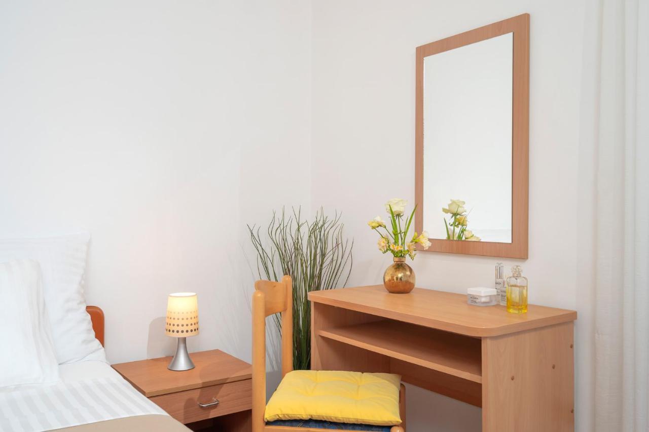 Novak Guesthouse - Zf Hvar Đảo Hvar Ngoại thất bức ảnh