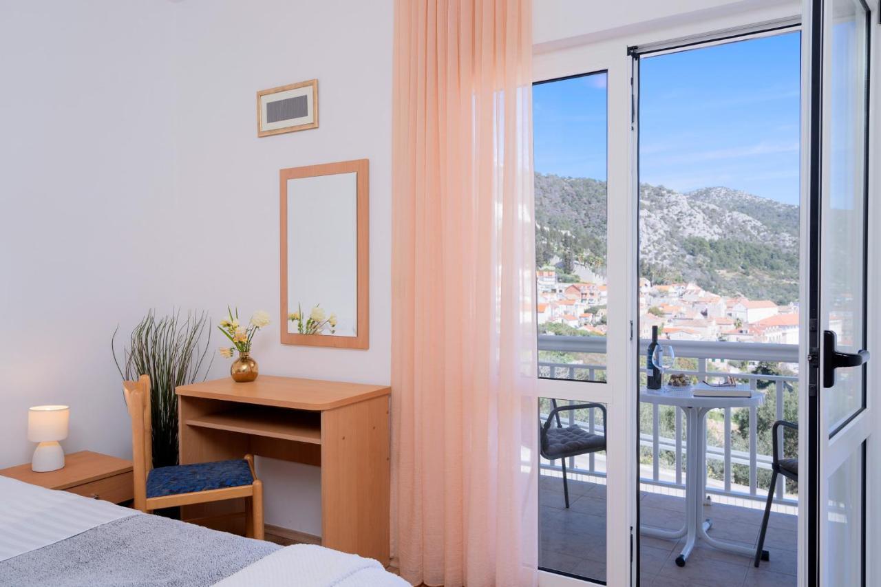 Novak Guesthouse - Zf Hvar Đảo Hvar Ngoại thất bức ảnh