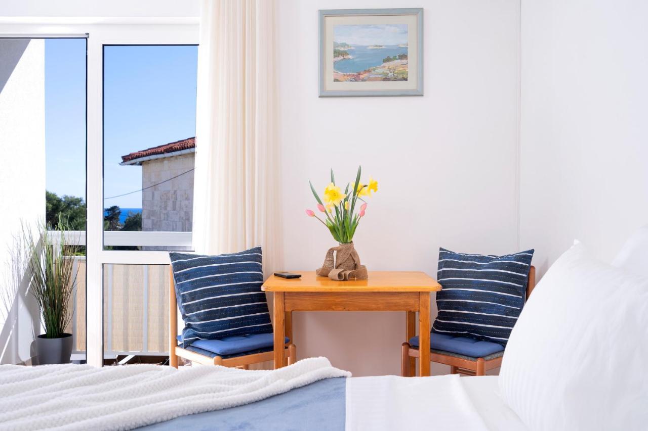 Novak Guesthouse - Zf Hvar Đảo Hvar Ngoại thất bức ảnh