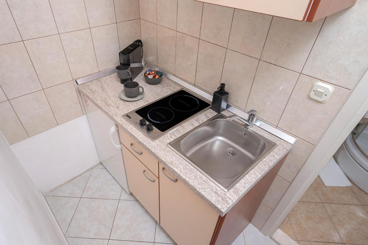 Novak Guesthouse - Zf Hvar Đảo Hvar Ngoại thất bức ảnh