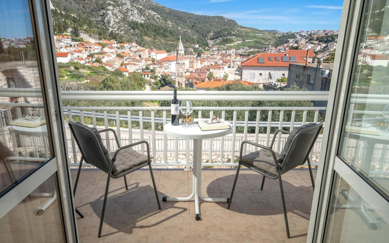 Novak Guesthouse - Zf Hvar Đảo Hvar Ngoại thất bức ảnh